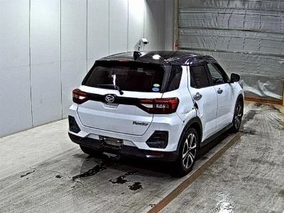 DAIHATSU ROCKY