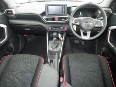DAIHATSU ROCKY
