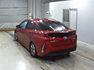 Toyota Prius PHV