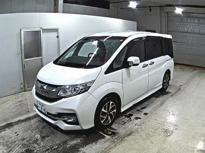 Honda STEPWGN SPADA
