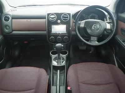 Mazda Verisa