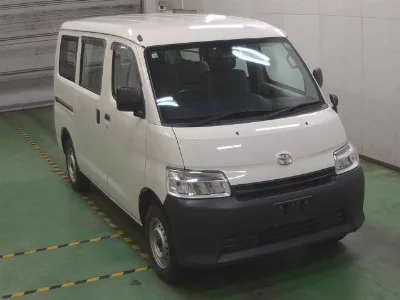 TOYOTA TOWN ACE VAN