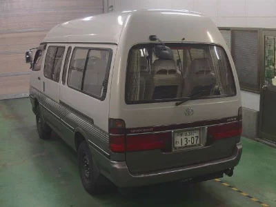 Toyota HIACE WAGON