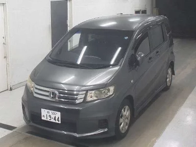 Honda Freed Spike