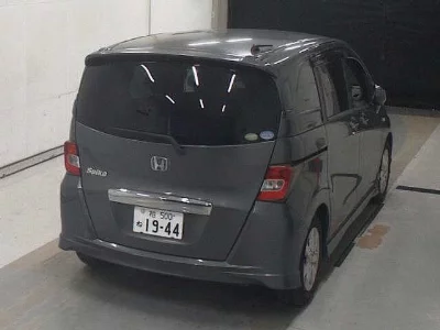 Honda Freed Spike