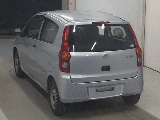 Daihatsu Mira  с аукциона в Японии
