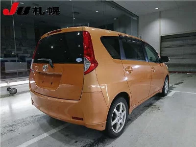Toyota Passo Sette