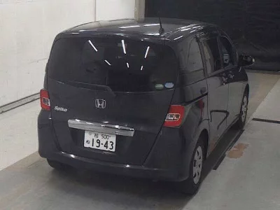 Honda Freed Spike