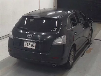 Toyota Mark X Zio