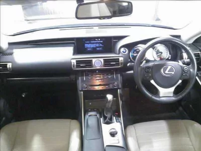 Lexus IS300h