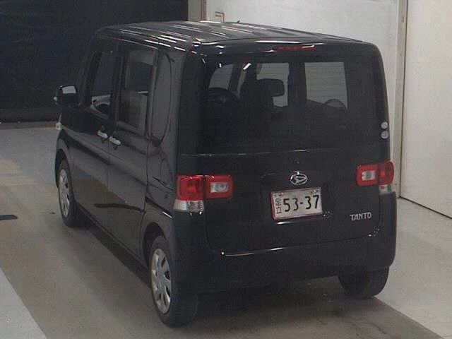 Daihatsu Tanto  с аукциона в Японии