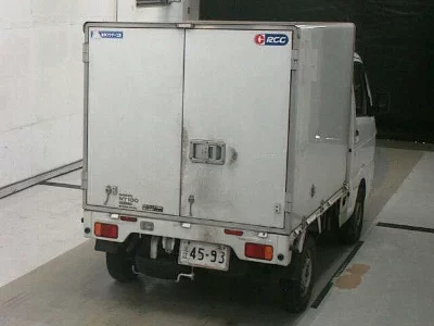 Nissan NT100 Clipper