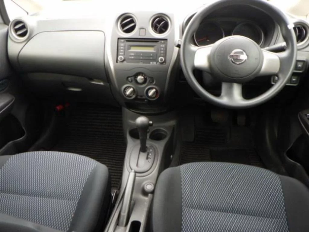 Nissan Note  с аукциона в Японии