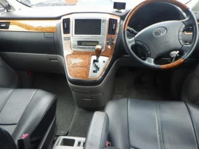 Toyota ALPHARD V