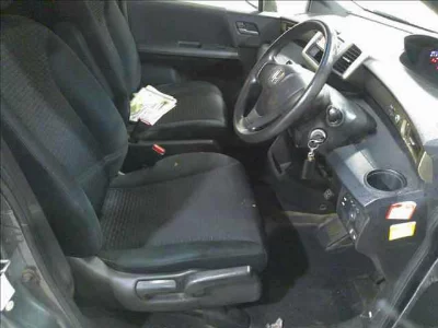 Honda Freed Spike