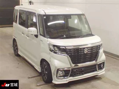 Suzuki Spacia