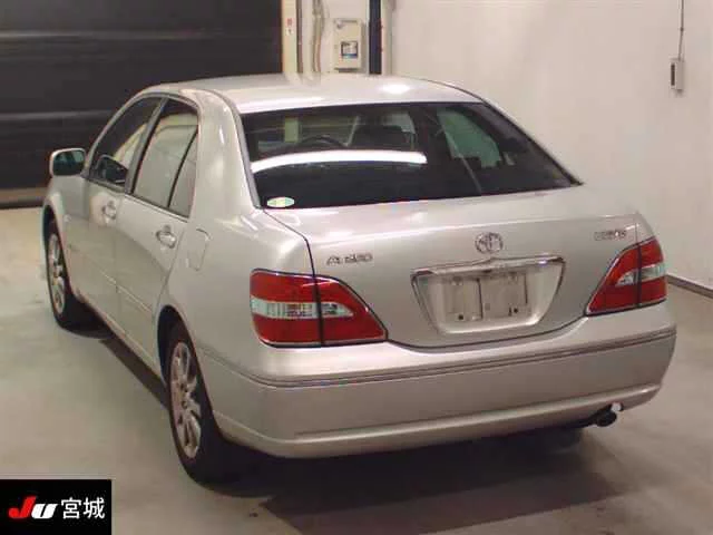 Toyota Brevis  с аукциона в Японии