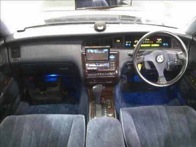 Toyota CROWN MAJESTA