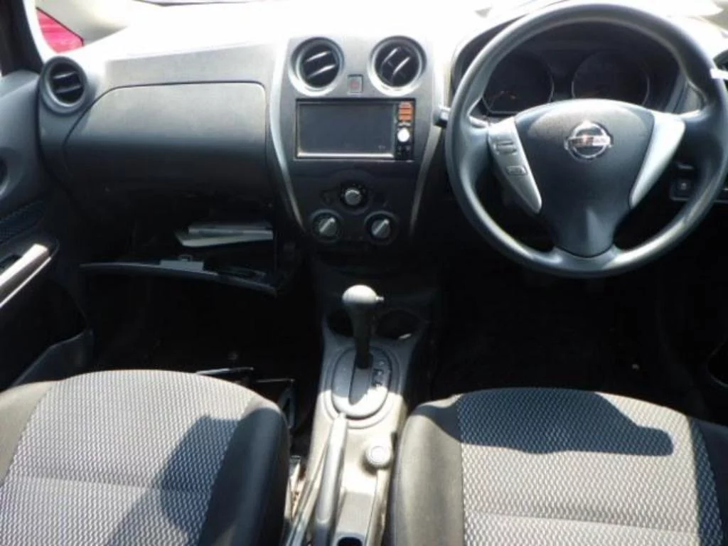 Nissan Note  с аукциона в Японии