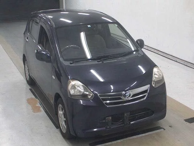 Daihatsu Mira e:S  с аукциона в Японии