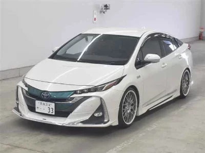 Toyota Prius PHV
