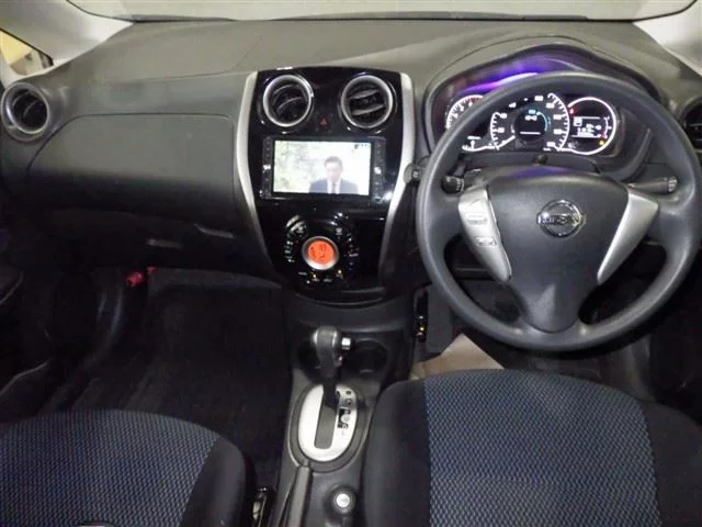 Nissan Note  с аукциона в Японии