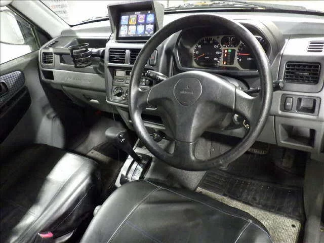 Mitsubishi Pajero Mini  с аукциона в Японии
