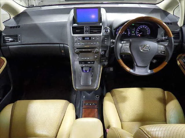 Lexus HS250h  с аукциона в Японии