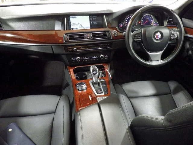 Alpina D5  с аукциона в Японии