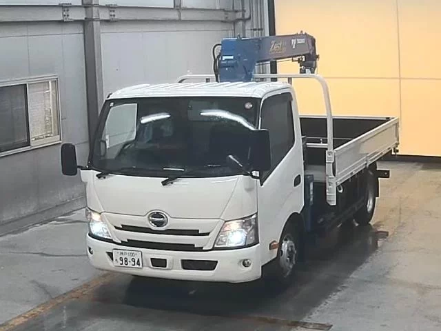 Hino Dutro  с аукциона в Японии