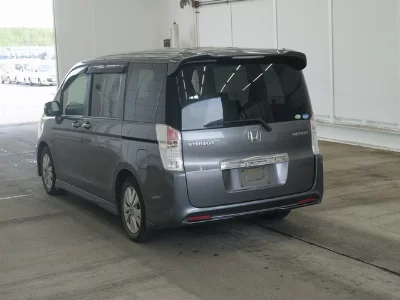 Honda STEPWGN SPADA