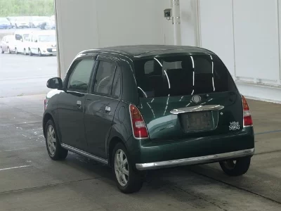 Daihatsu Mira Gino