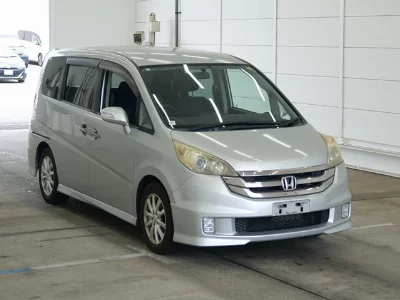 Honda STEPWGN SPADA