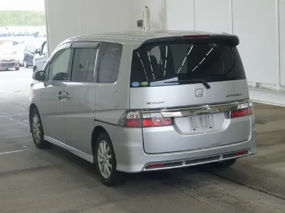 Honda STEPWGN SPADA