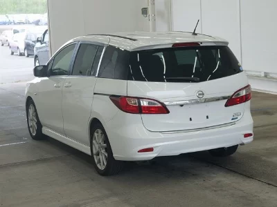 Nissan Lafesta