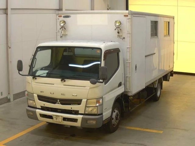 Mitsubishi Fuso Canter  с аукциона в Японии