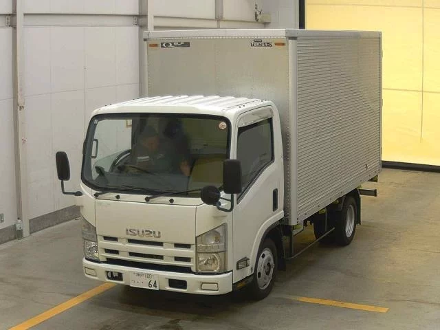 Isuzu Elf  с аукциона в Японии