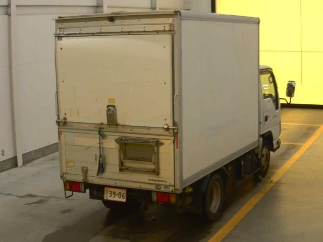 Isuzu Elf  с аукциона в Японии