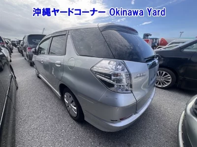Honda FIT SHUTTLE HYBRID