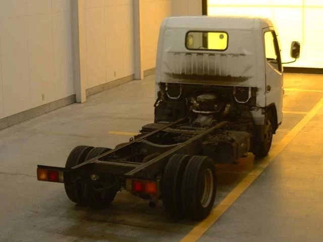 Mitsubishi Fuso Canter  с аукциона в Японии