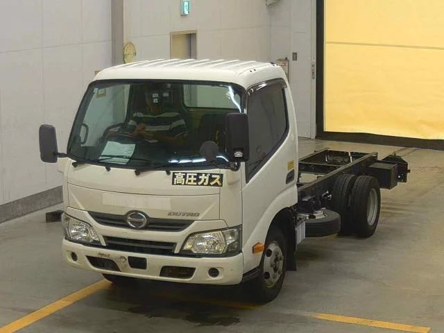 Hino Dutro  с аукциона в Японии