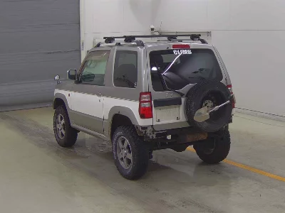 Mitsubishi Pajero Mini