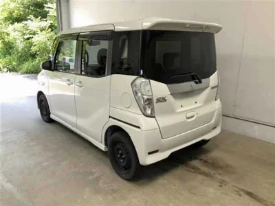 Mitsubishi eK X Space
