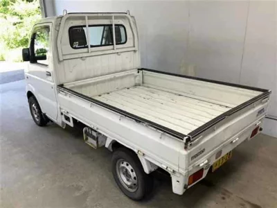 Mazda Scrum Truck