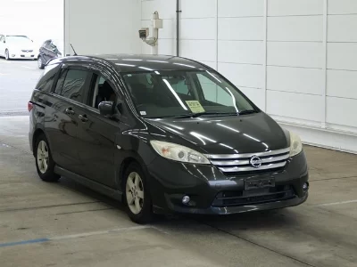 Nissan Lafesta