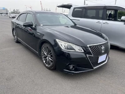 Toyota CROWN HYBRID
