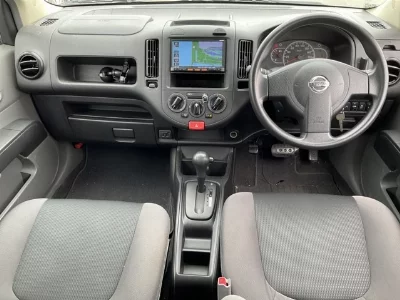 Nissan AD