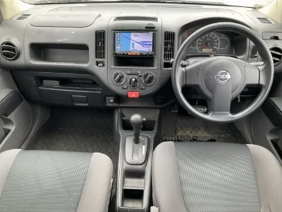 Nissan AD