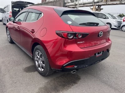 MAZDA MAZDA3 FASTBACK