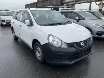 Nissan AD